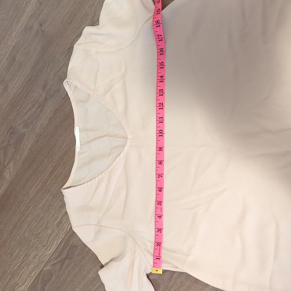 LUSH | light blush blouse, flowy, long sleeves with button accents, size medium - Picture 9 of 9